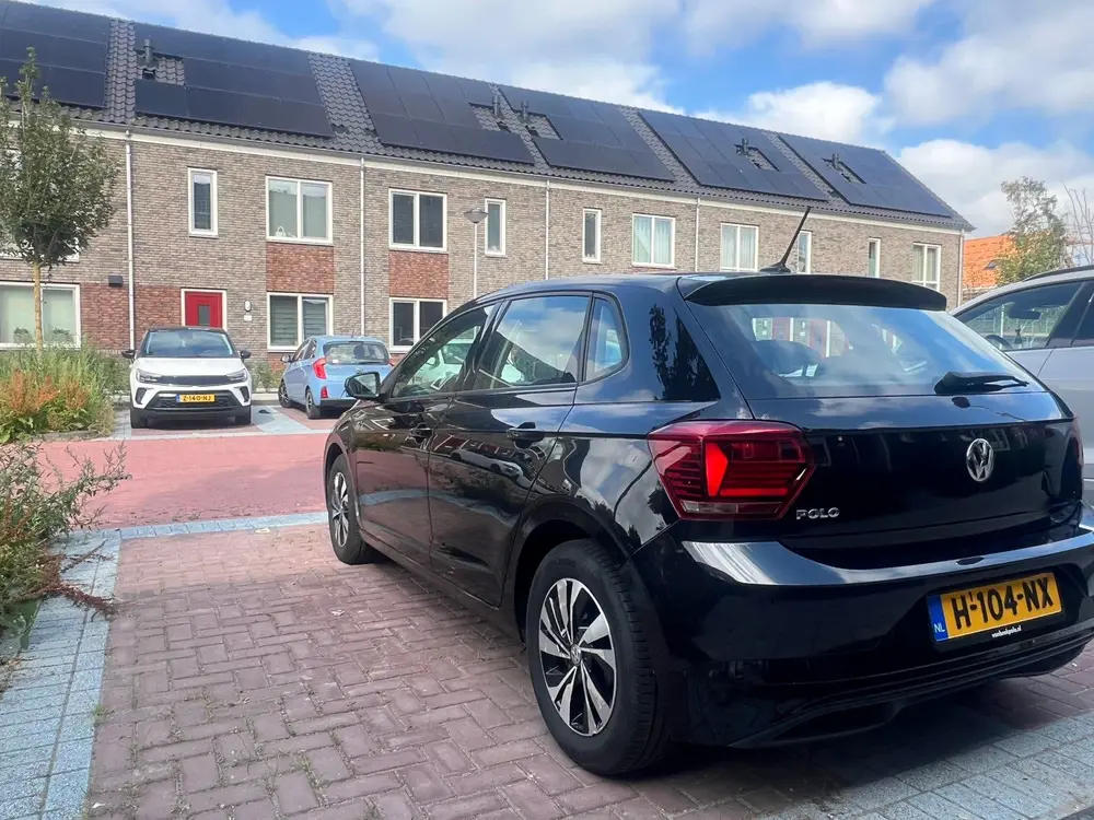 Volkswagen Polo 1.0 TSI 95pk 2020 Zwart uit 2020, foto 3