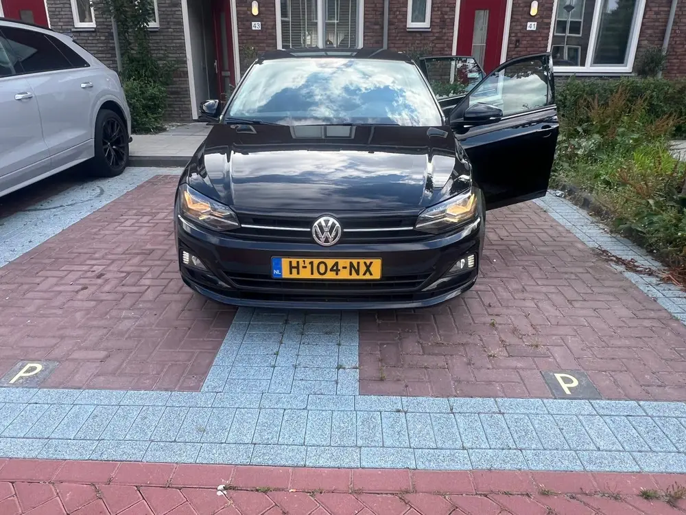 Volkswagen Polo 1.0 TSI 95pk 2020 Zwart uit 2020, foto 6