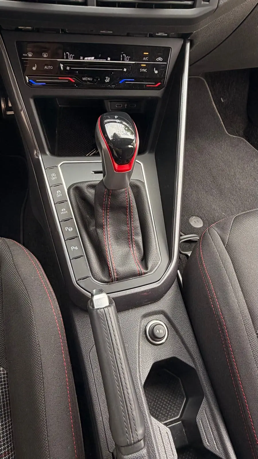 Volkswagen Polo 2.0 TSI 207pk Dsg-7 2024 Wit uit 2024, foto 19