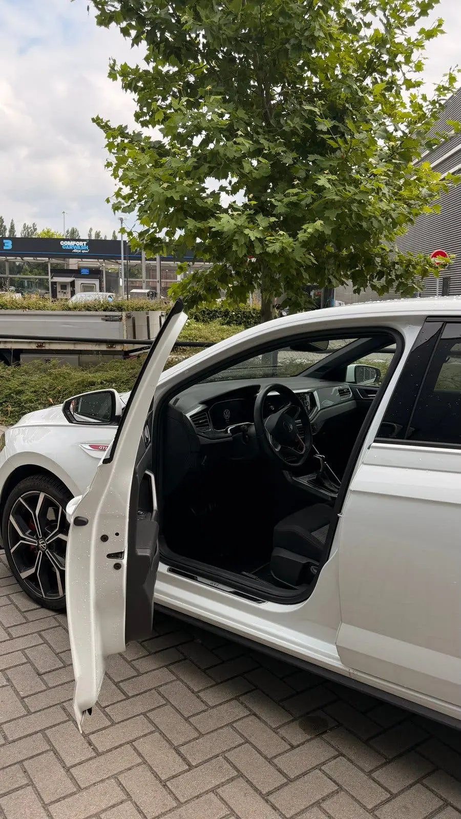 Volkswagen Polo 2.0 TSI 207pk Dsg-7 2024 Wit uit 2024, foto 7