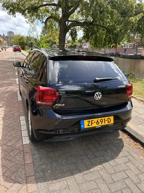 Volkswagen Polo 1.0 TSI 95pk 2019 Zwart uit 2019, foto 3