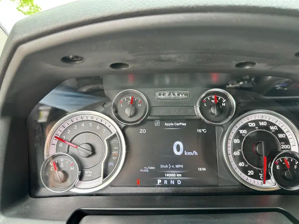 Ram 1500 Dodge RAM 1500 5.7L V8 HEMI uit 2021, foto 15