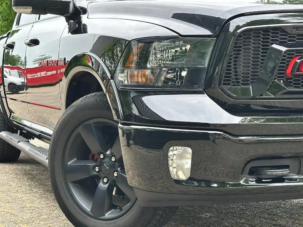 Ram 1500 Dodge RAM 1500 5.7L V8 HEMI uit 2021, foto 3