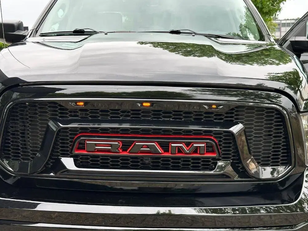 Ram 1500 Dodge RAM 1500 5.7L V8 HEMI uit 2021, foto 4
