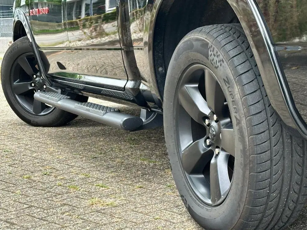 Ram 1500 Dodge RAM 1500 5.7L V8 HEMI uit 2021, foto 6