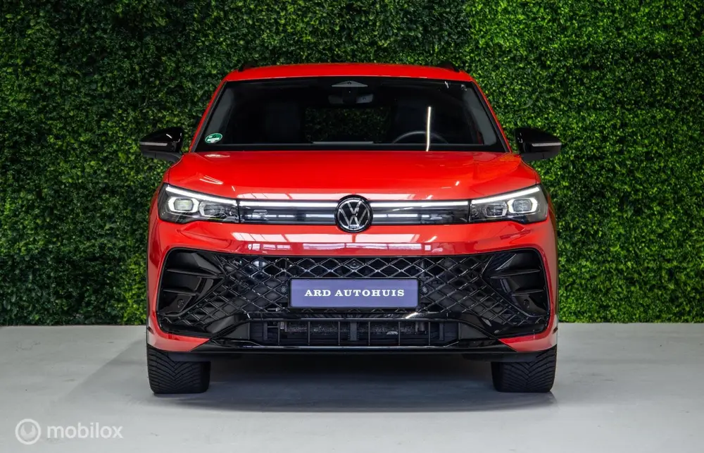 Volkswagen Tiguan 1.5 eHybrid R-Line|Leer|Trekh.|NL|IQ Light uit 2024, foto 2