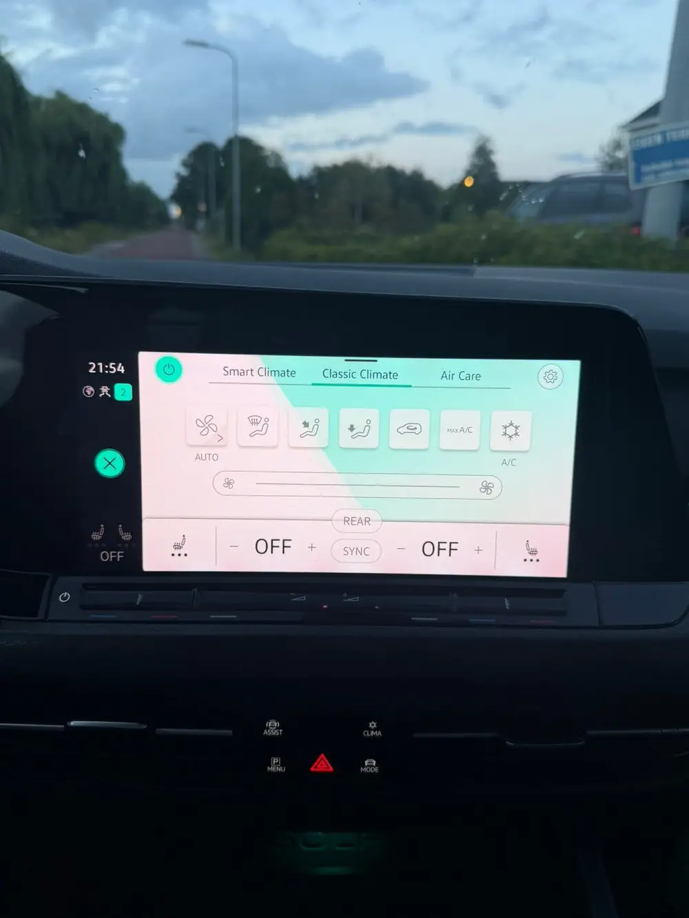 Volkswagen Golf 8 GTE Ehybrid 245pk DSG 2020 Wit uit 2020, foto 16