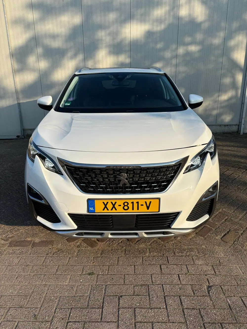 Peugeot 3008 1.2 turbo 130pk S&S EAT Wit uit 2019, foto 9