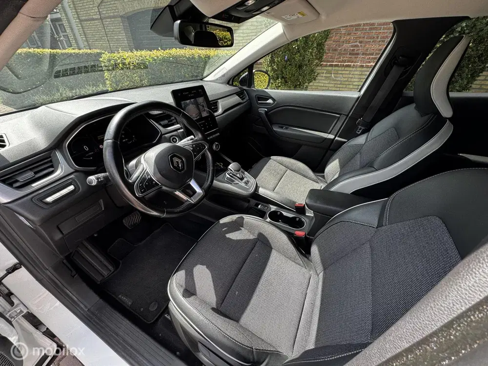 Renault Captur 1.6 E-Tech Plug-in Hybrid 160 Intens 360-C uit 2020, foto 10