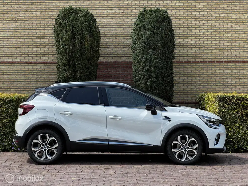 Renault Captur 1.6 E-Tech Plug-in Hybrid 160 Intens 360-C uit 2020, foto 4