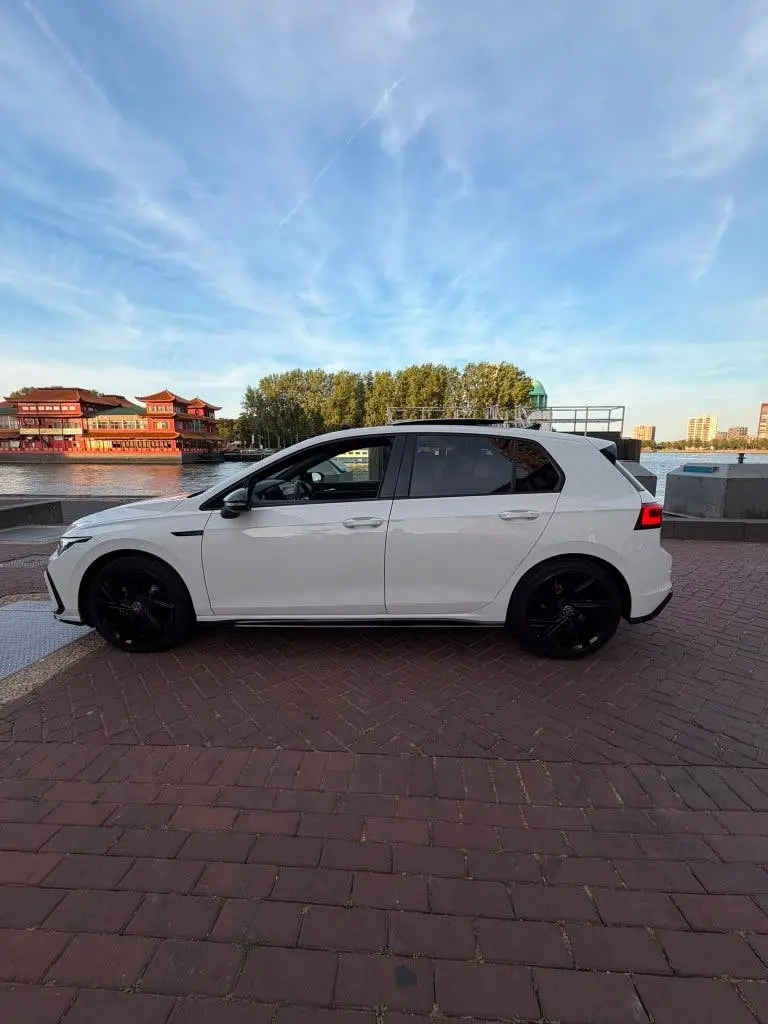 Volkswagen Golf 1.5 Etsi 131pk 7-DSG 2022 Wit uit 2022, foto 4