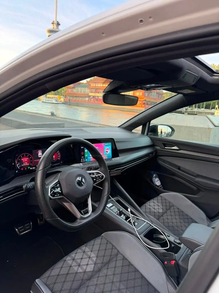 Volkswagen Golf 1.5 Etsi 131pk 7-DSG 2022 Wit uit 2022, foto 9