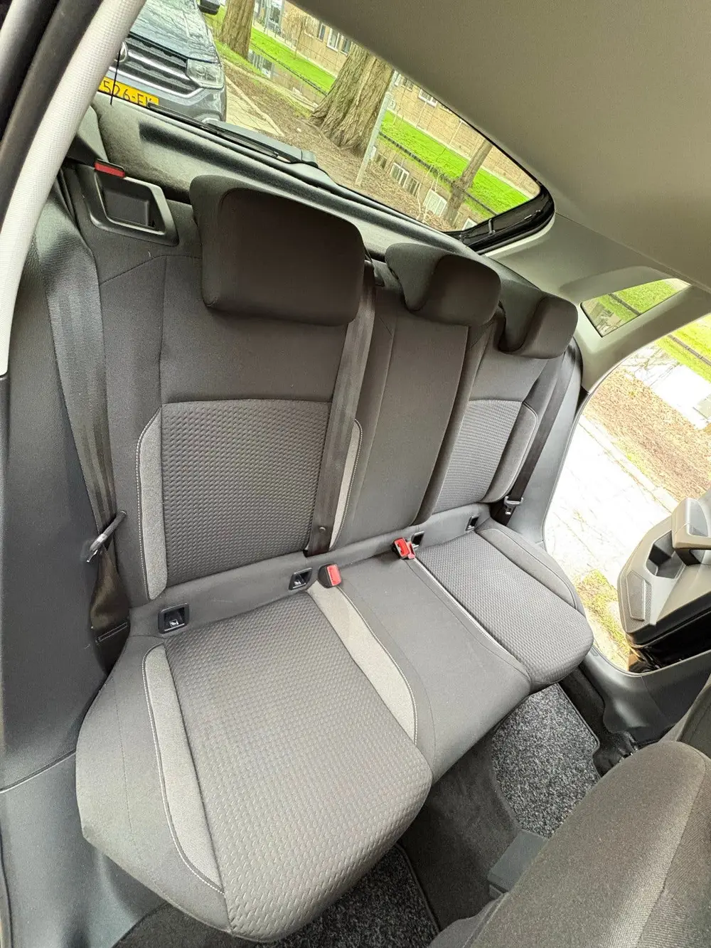 Volkswagen Polo 1.0 TSI 95pk 2022 Zwart APK 2028 uit 2022, foto 8