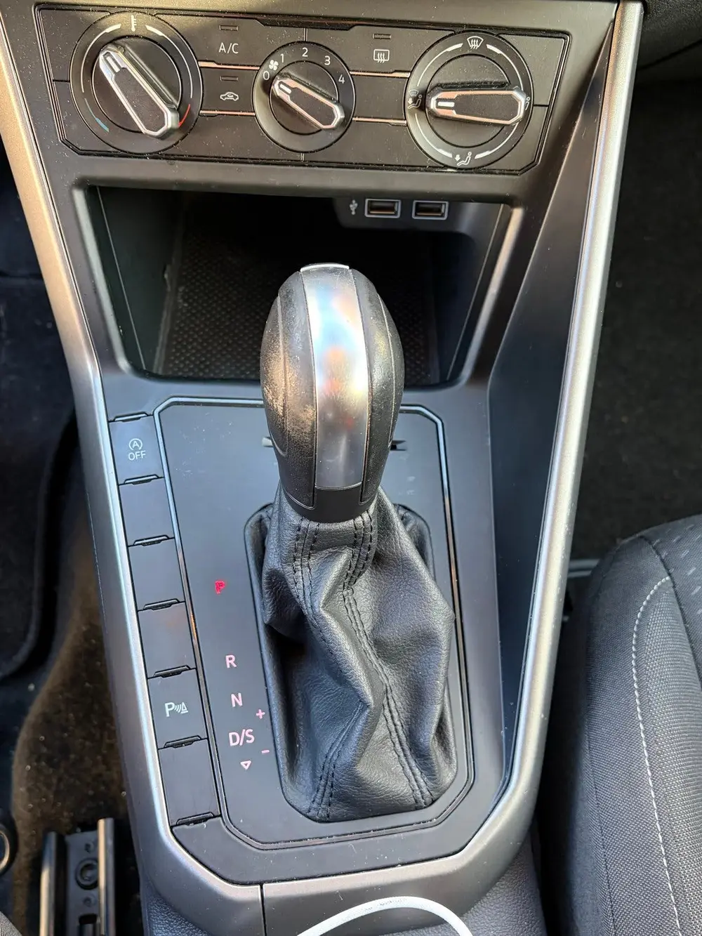 Volkswagen Polo 1.0 TSI 95pk 2020 Grijs 7 versnellingen uit 2020, foto 13