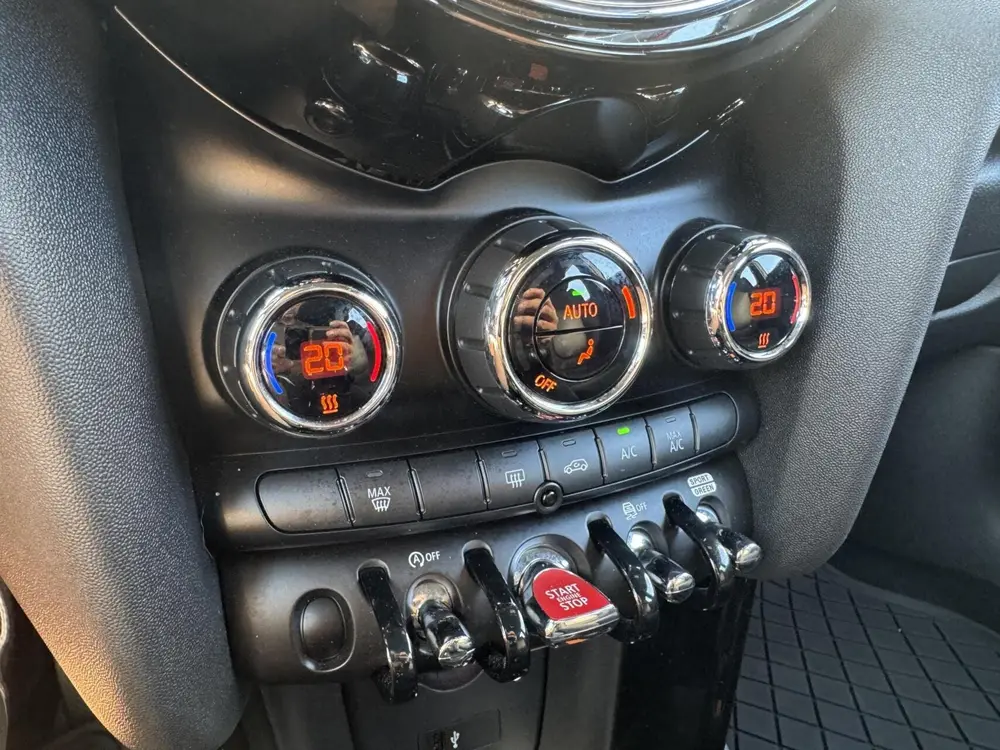 Mini Cooper 1.5 Cooper Chili uit 2019, foto 8