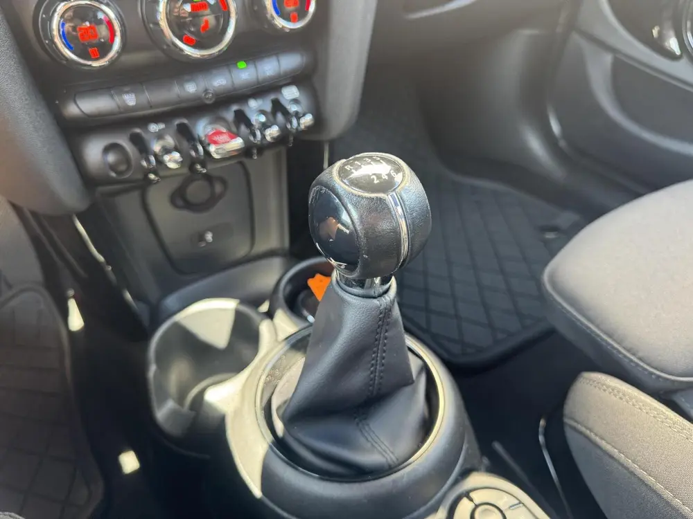 Mini Cooper 1.5 Cooper Chili uit 2019, foto 9