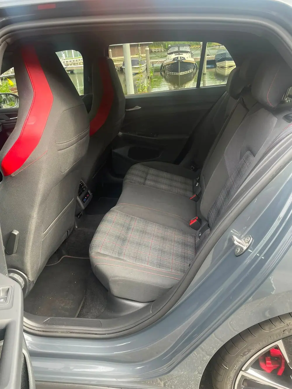 Volkswagen Golf 8 GTI, Moonstone Grey, Dealer onderhouden. uit 2021, foto 11