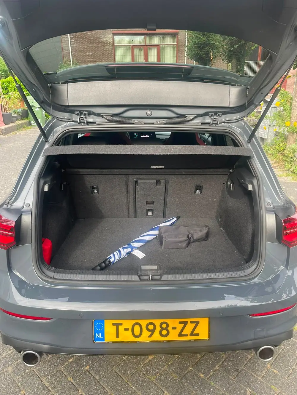 Volkswagen Golf 8 GTI, Moonstone Grey, Dealer onderhouden. uit 2021, foto 12