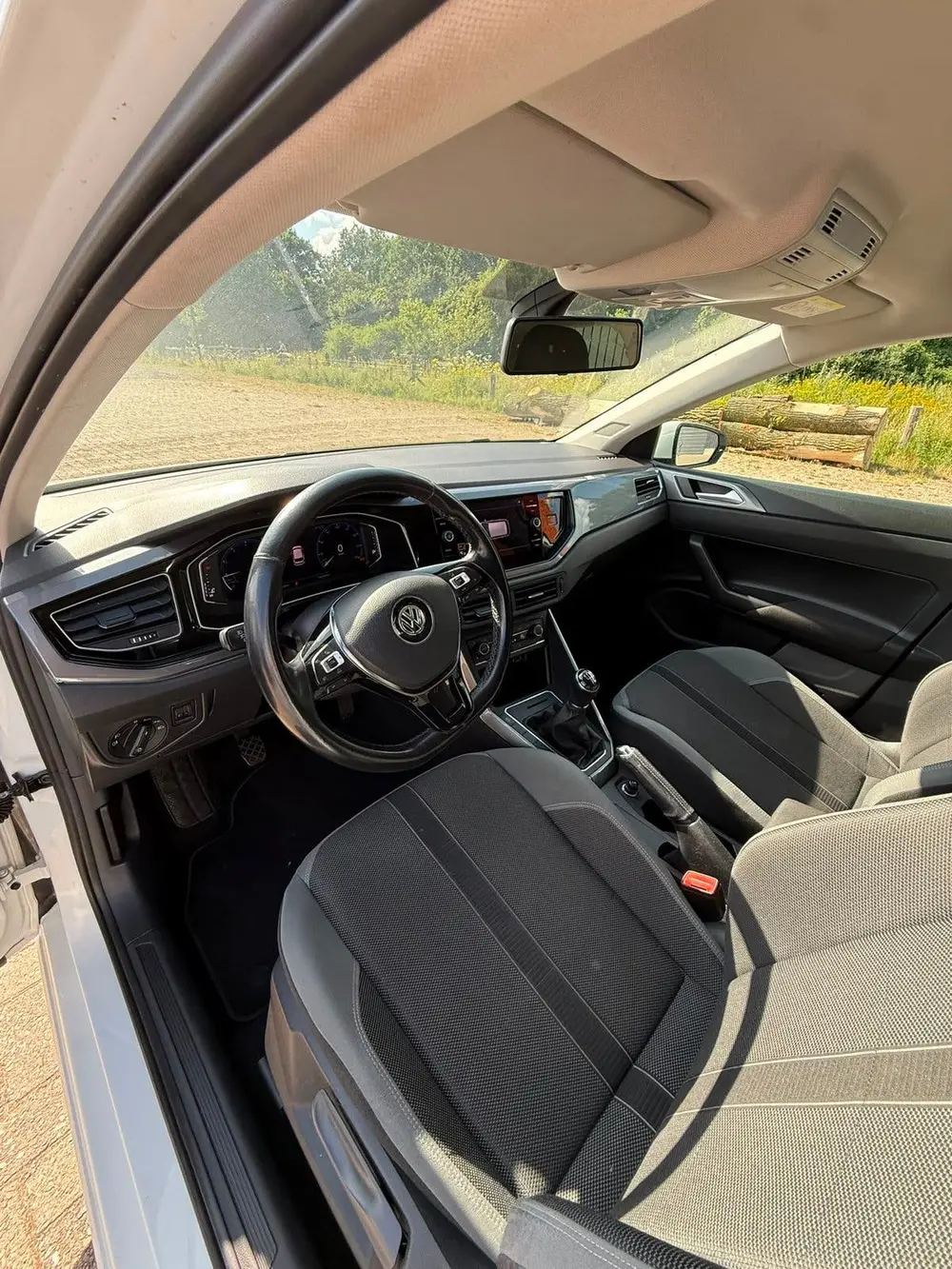 Volkswagen Polo 1.0 TSI 95pk Highline 2019 Wit Navi Airco uit 2019, foto 6