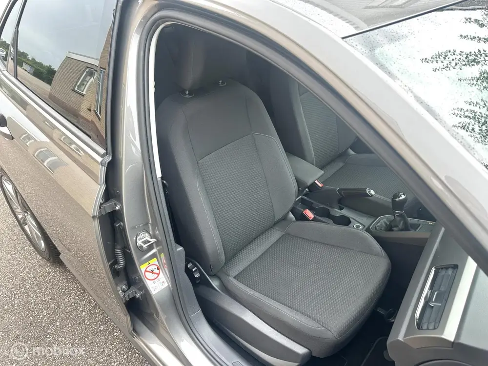 Volkswagen Polo 1.0 TSI 95PK FACELIFT MODEL R-LINE PAKKET CA uit 2021, foto 10