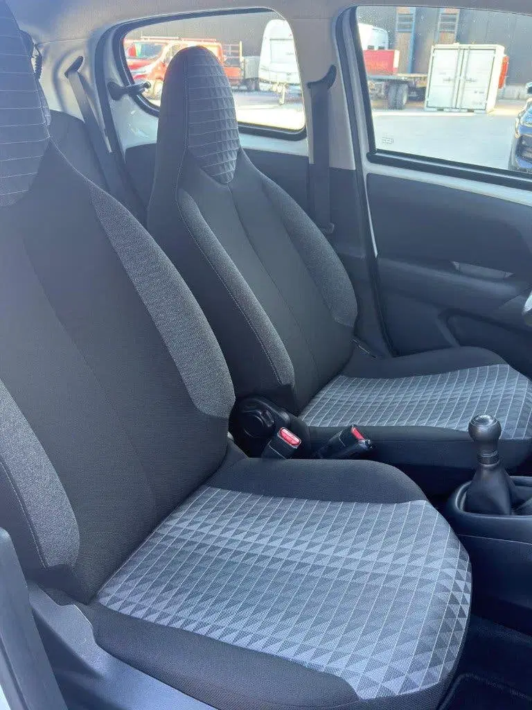 Peugeot 108 1.0 E-vti 72pk 5D 2021 Wit + Carplay uit 2021, foto 13