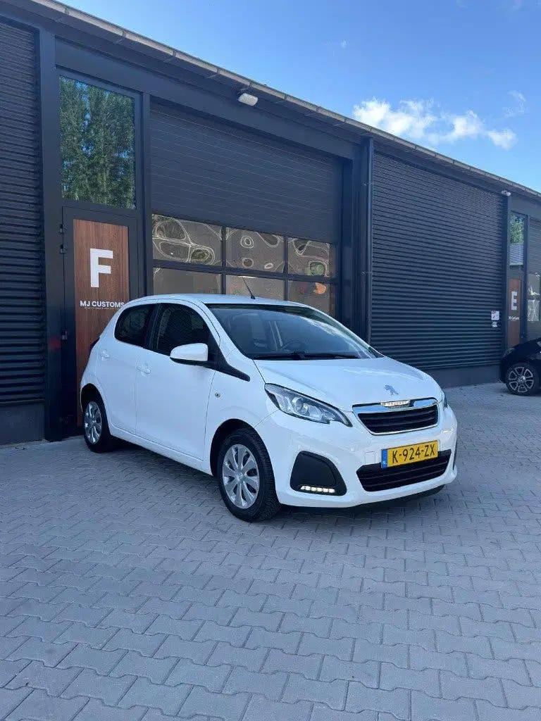 Peugeot 108 1.0 E-vti 72pk 5D 2021 Wit + Carplay uit 2021, foto 2