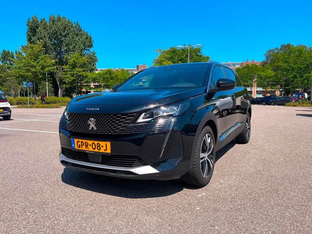 Peugeot 5008 GT 1.2 Puretech 130pk S&S Eat8 2024 Zwart uit 2024, foto 2