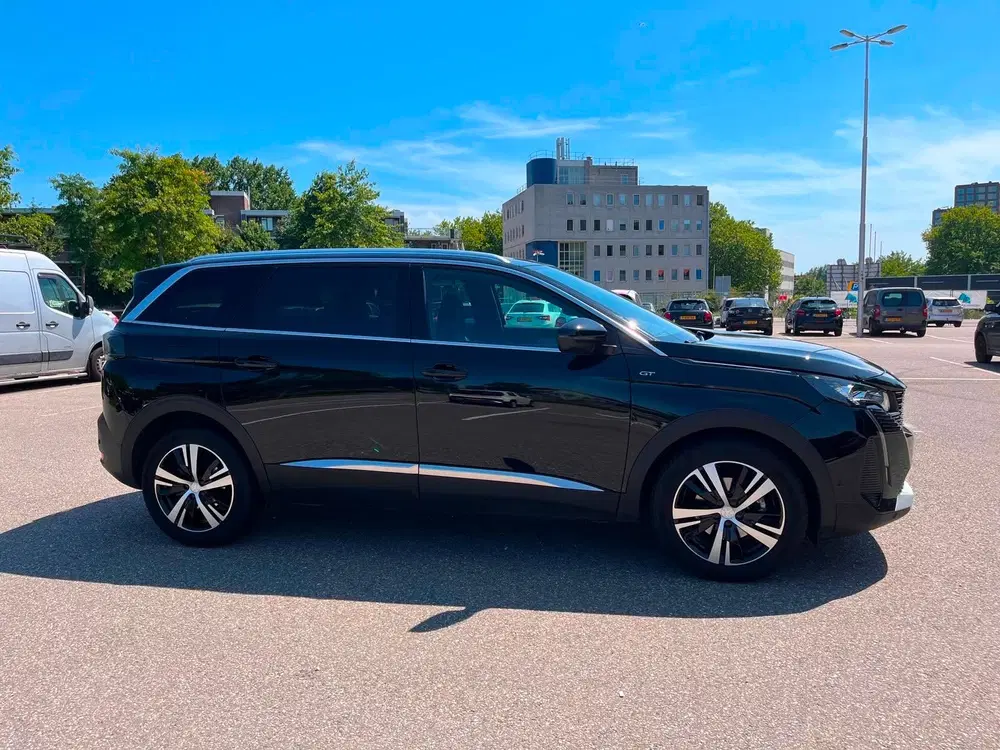 Peugeot 5008 GT 1.2 Puretech 130pk S&S Eat8 2024 Zwart uit 2024, foto 5
