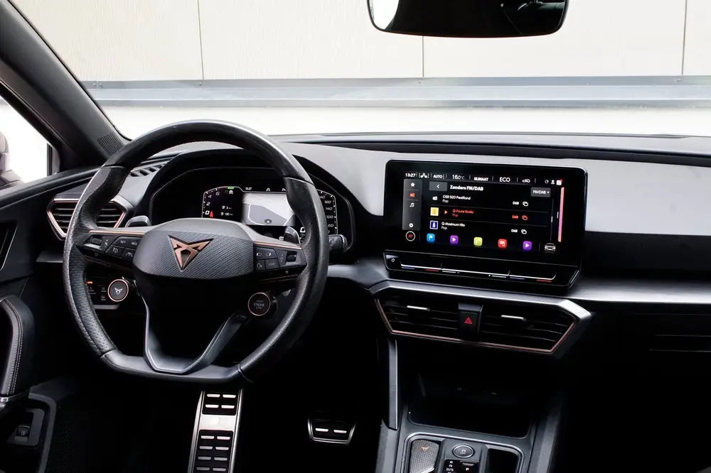 Cupra Leon 1.4 E-hybrid 245pk Dsg-6 2021 Grijs uit 2021, foto 12