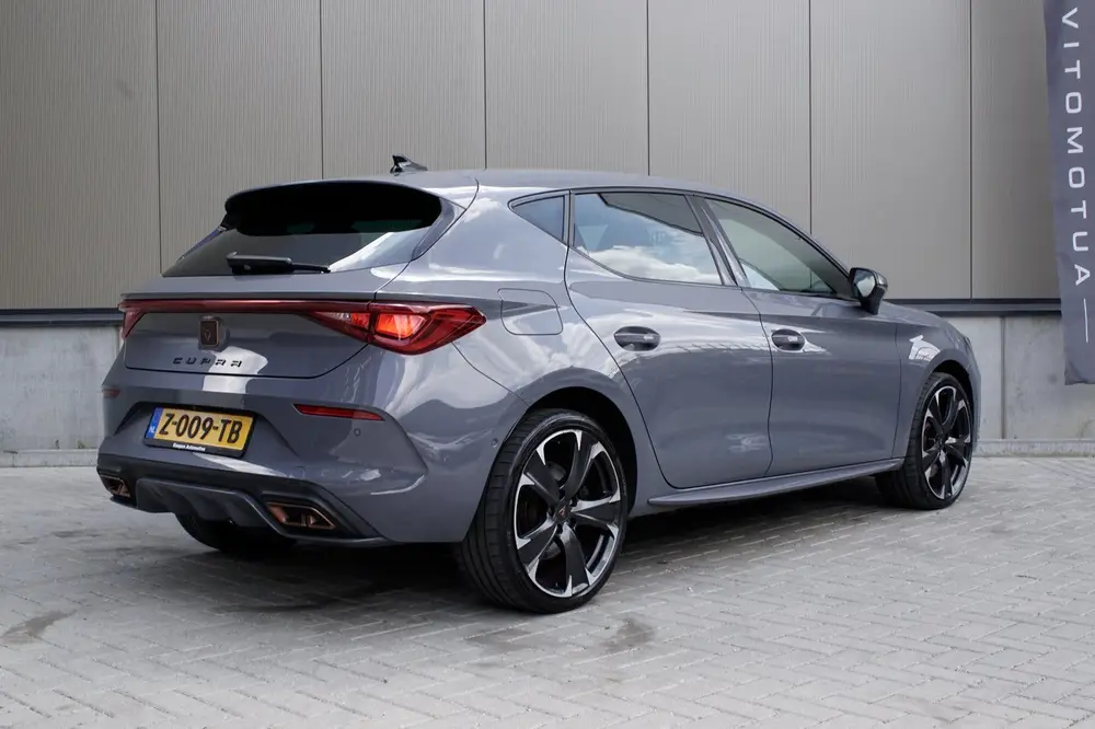 Cupra Leon 1.4 E-hybrid 245pk Dsg-6 2021 Grijs uit 2021, foto 5