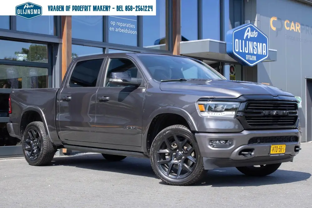 Dodge Ram 1500 Ram 1500 Crew Cab Pickup Night Edition 4X4|Lesauto:dub uit 2023