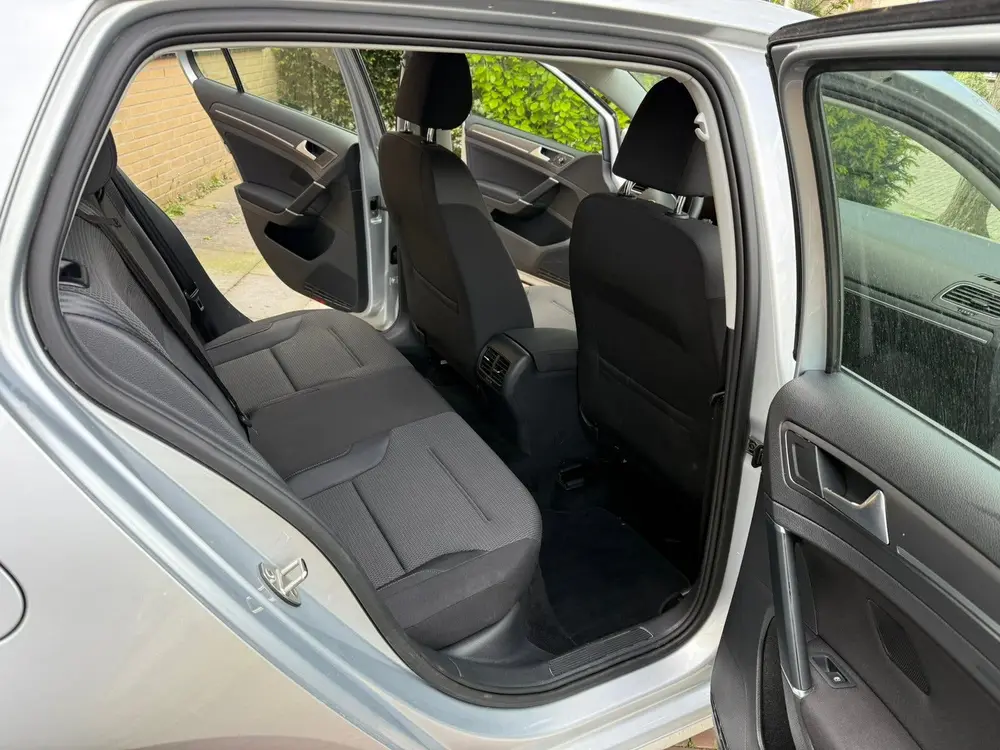 Volkswagen Golf VII Golf E-golf 11.xxx KM  (als nieuw) uit 2019, foto 8