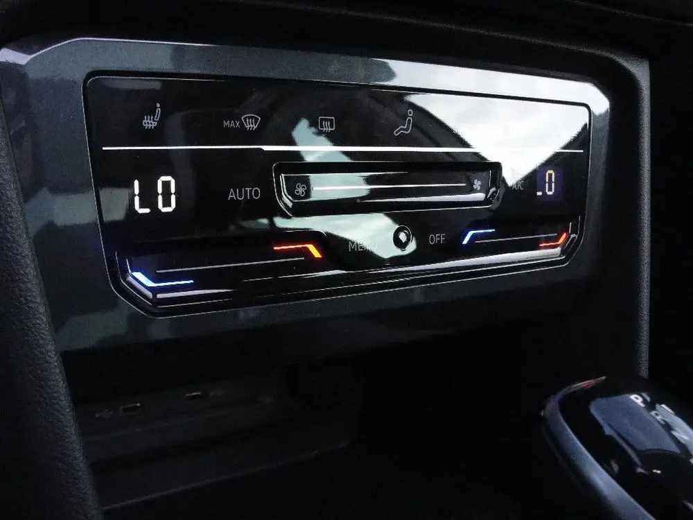 Volkswagen Tiguan 1.5 TSI/AUTOMAAT/2022/URBAN SPORT/OPEN DAK/TREKHAAK uit 2022, foto 10