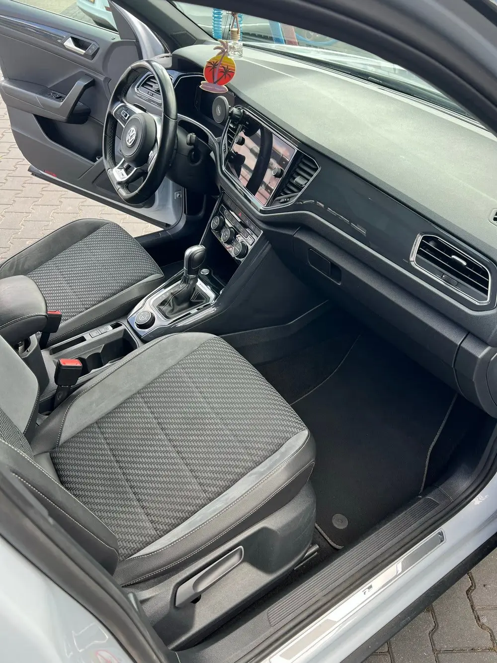 Volkswagen T-Roc 2.0 TSI 190pk 4Motion 7-DSG 2019 Wit uit 2019, foto 5