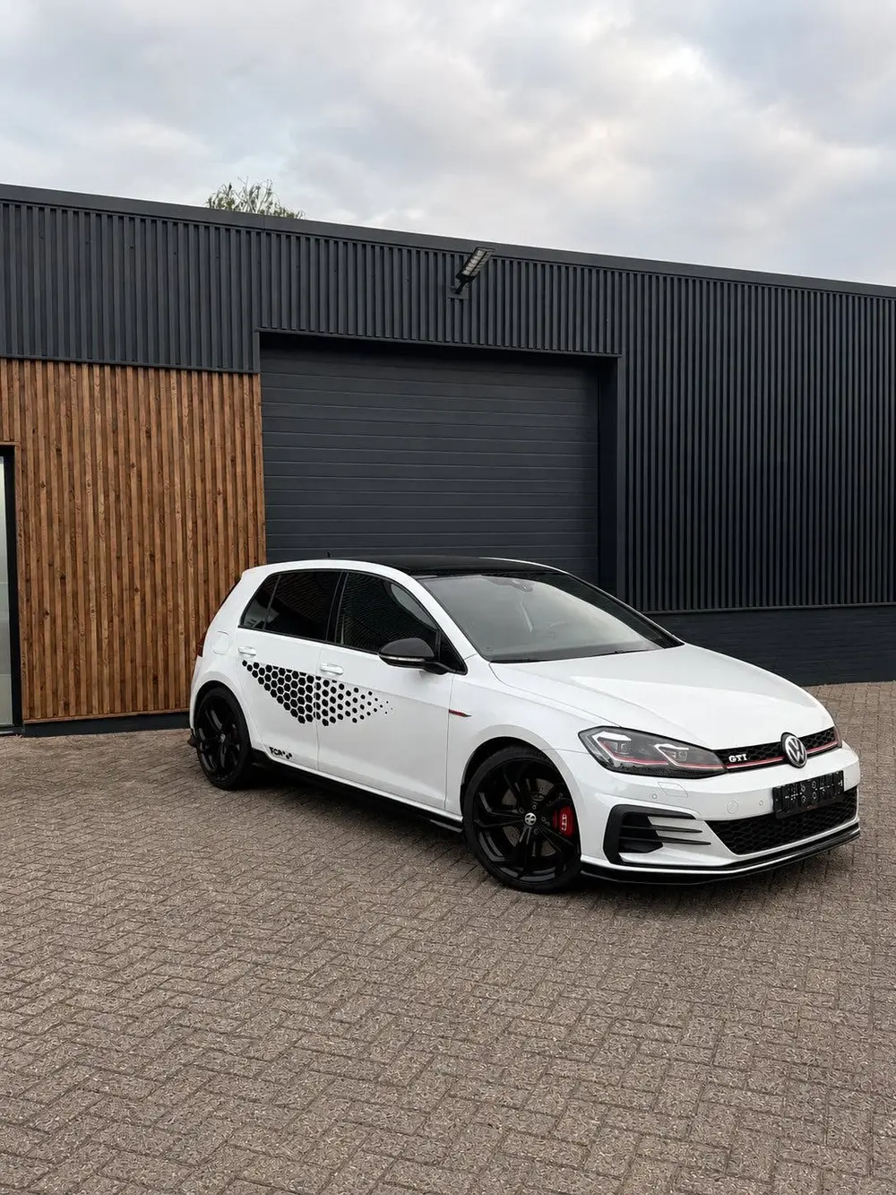 Volkswagen Golf GTI TCR 2.0 TSI DSG| Panoramadak | 29.500KM uit 2020, foto 2