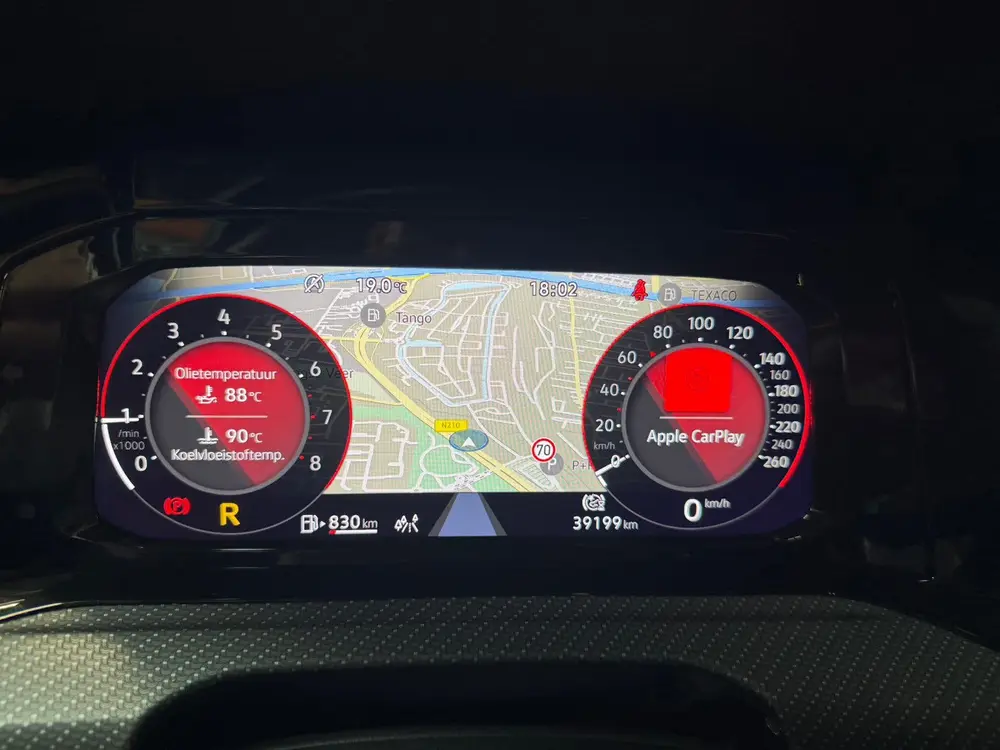 Volkswagen Golf 1.5 eTSI R-line/ACC/PANO/CAMERA/IQ uit 2022, foto 16