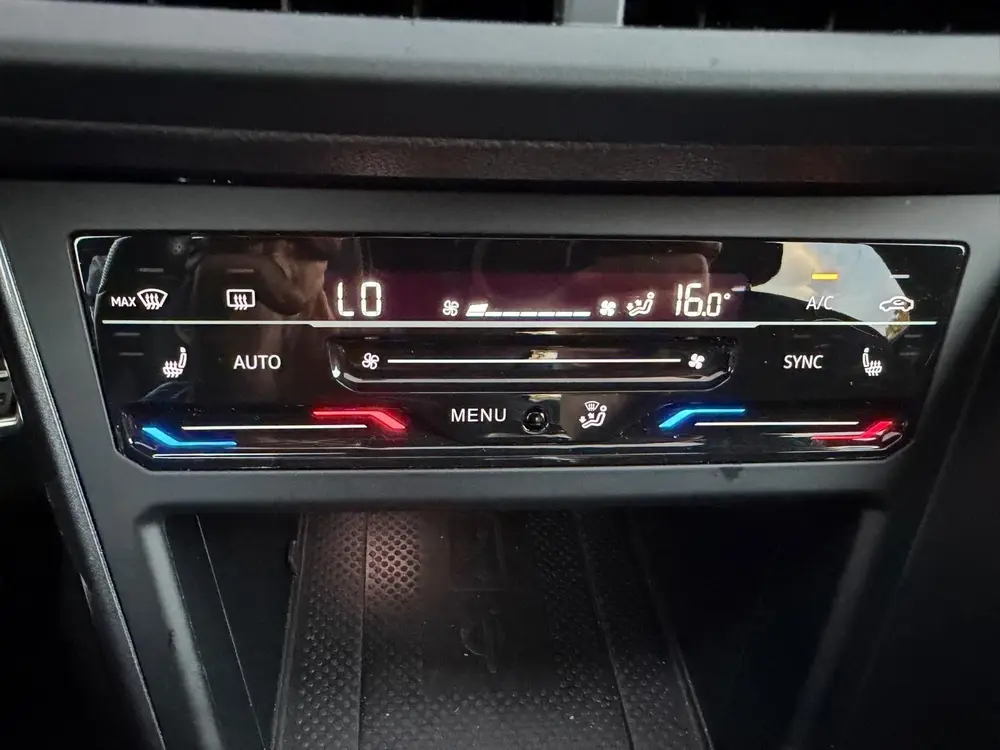 Volkswagen Polo 2.0 tsi gti: pano/beats/cam iq virt uit 2024, foto 14