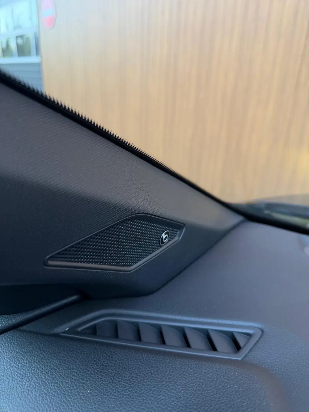 Volkswagen Polo 2.0 tsi gti: pano/beats/cam iq virt uit 2024, foto 20