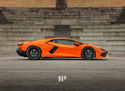 Lamborghini Revuelto Revuelto 6.5 V12 uit 2024