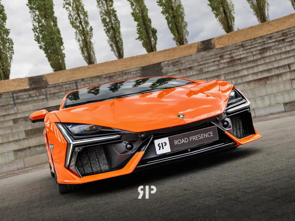 Lamborghini Revuelto Revuelto 6.5 V12 uit 2024, foto 13
