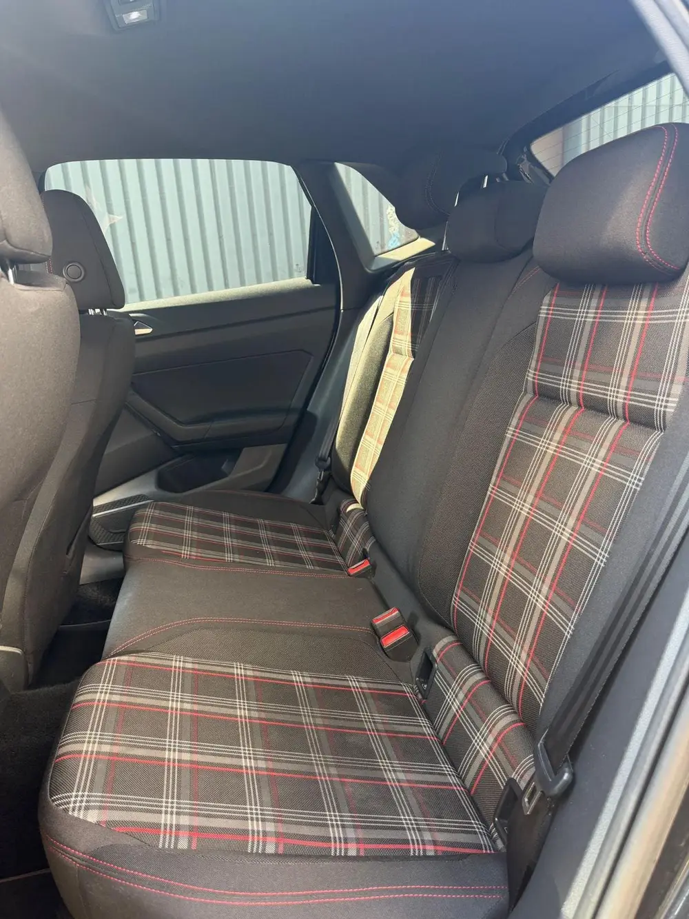 Volkswagen Polo 2.0 TSI 200pk 6-DSG 2020 Zwart uit 2020, foto 12
