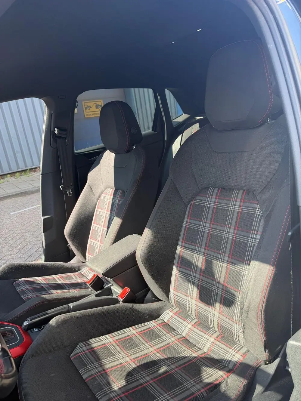 Volkswagen Polo 2.0 TSI 200pk 6-DSG 2020 Zwart uit 2020, foto 13