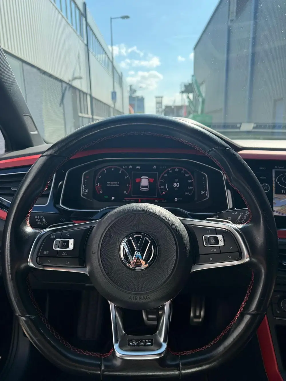 Volkswagen Polo 2.0 TSI 200pk 6-DSG 2020 Zwart uit 2020, foto 9