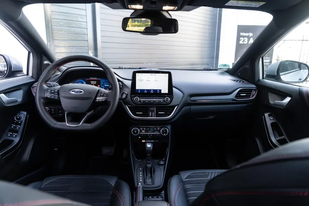 Ford Puma 1.0 Hybrid ST-Line X PANO uit 2022, foto 2