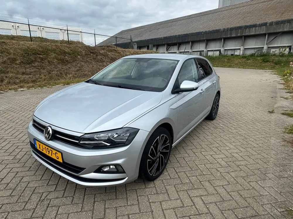 Volkswagen Polo 1.0 TSI 95pk 2019 Grijs uit 2019, foto 3