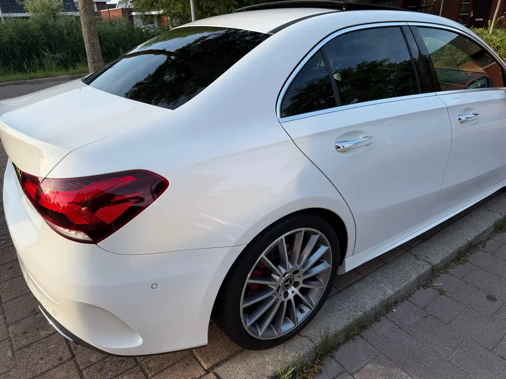 Mercedes-Benz A-Klasse Benz A-Klasse A 200 163pk 7G-DCT 2019 Wit  AMG LIne uit 2019, foto 6