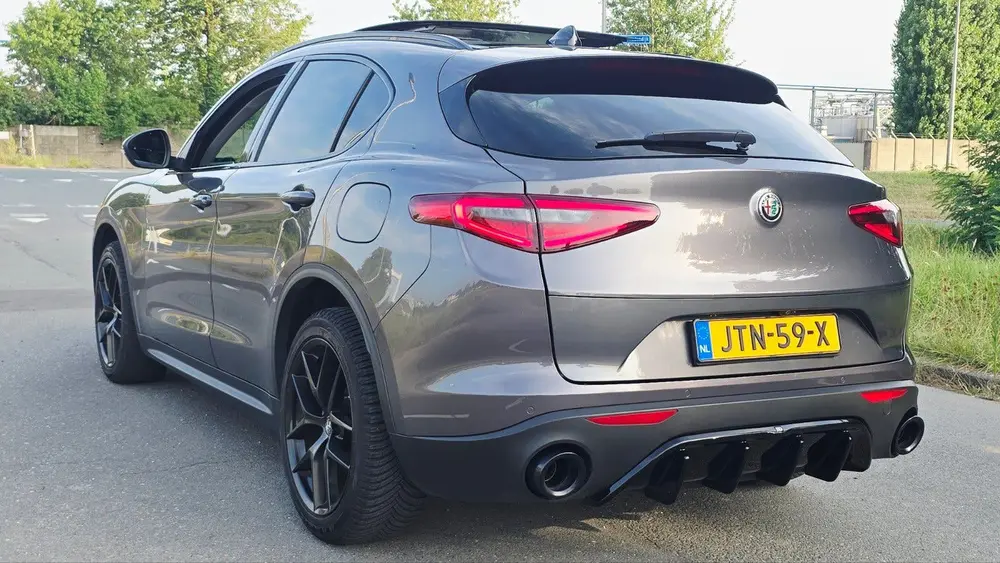 Alfa Romeo Stelvio 2.0 280pk AT AWD 2019 Grijs uit 2019, foto 20