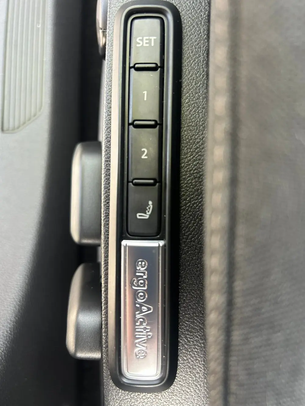Volkswagen Golf VW Golf 8 1.0 eTSI 2021 Nardo Grey Dealer OH Schadevrij uit 2021, foto 20