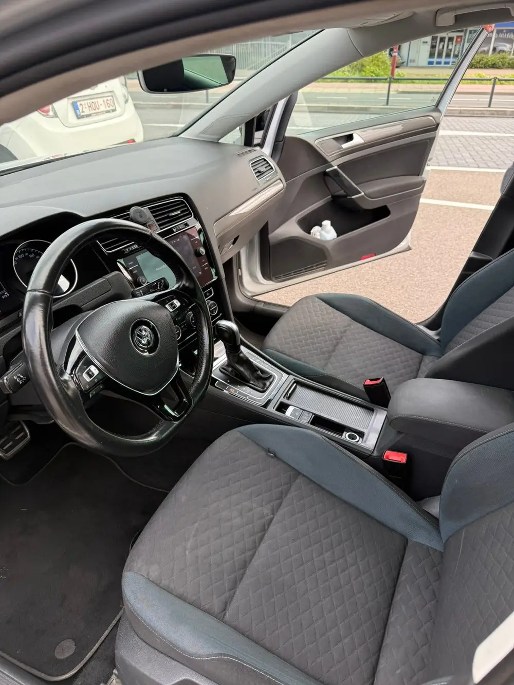 Volkswagen Golf Variant 2.0 TDI 150pk 7-DSG 2019 Grijs uit 2019, foto 9