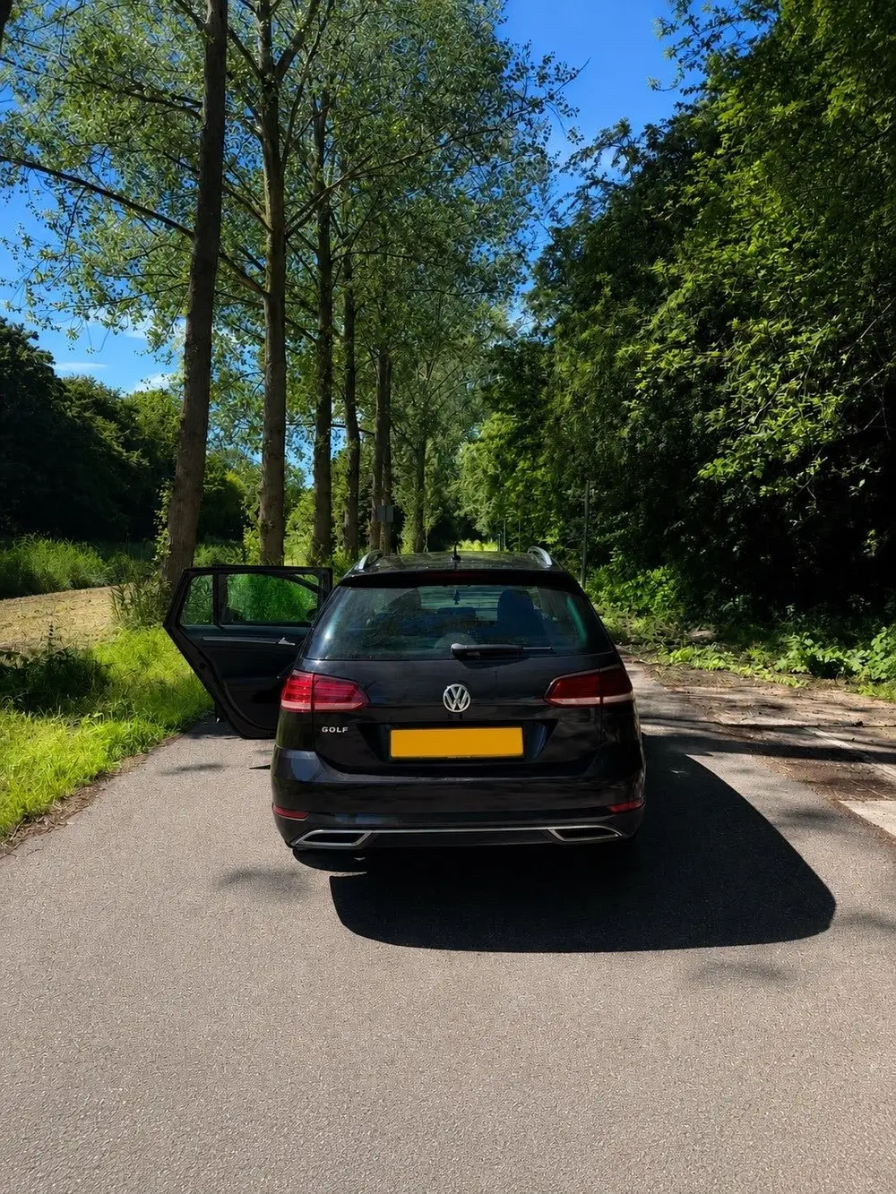 Volkswagen Golf Variant 2.0 TDI 150pk 7-DSG 2020 Zwart uit 2020, foto 4